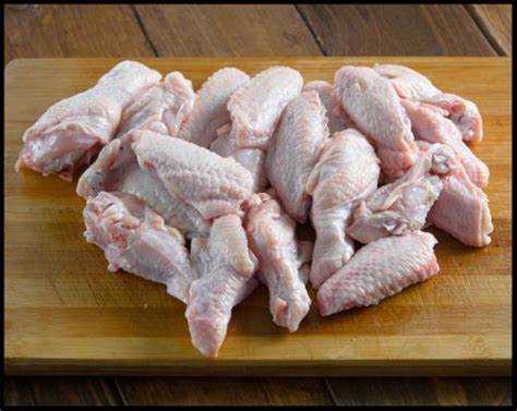 Chicken Wings Fresh MEDIUM Party 40 LB