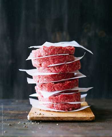 Beef Hamburger Patties 4oz (10lb Box)