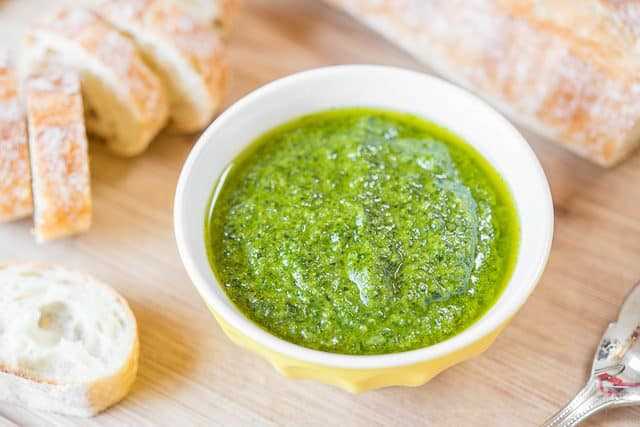 Basil Pesto Sauce 4/30oz