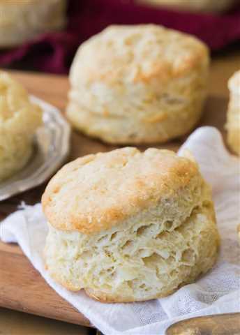 Buttermilk Biscuits Bridgford 100/2.25oz