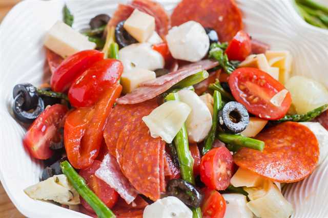 Daves Antipasta Salad Supreme